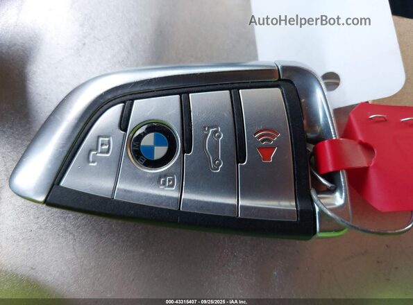 5UXCR4C04L9C22791 2020 BMW X5 Gray Dashboard view