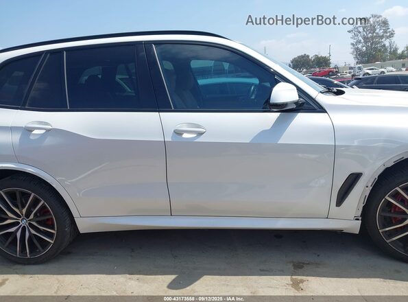5UXCR4C07P9R91840 2023 BMW X5 White Սալոնի 360 աստիճան տեսք