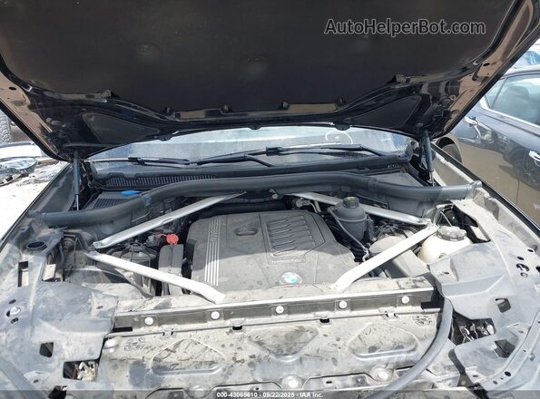 5UXCR4C08L9C30005 2020 BMW X5 Black Widok z tyłu