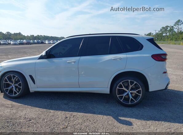 5UXCR6C01LLL65998 2020 BMW X5 White Սալոնի 360 աստիճան տեսք