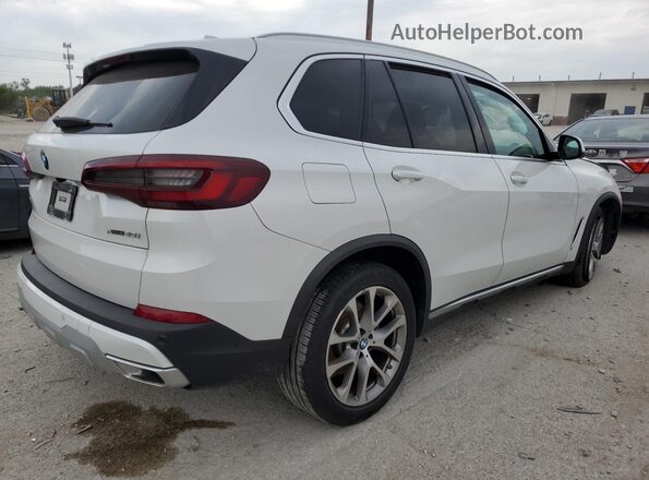 5UXCR6C08P9N58975 2023 BMW X5 White 