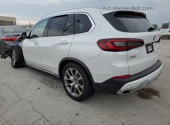 5UXCR6C08P9N58975 2023 BMW X5 White 