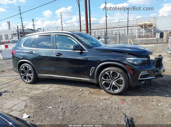 5UXCR6C50KLL23381 2019 BMW X5 Blue Вид задньої частини салону