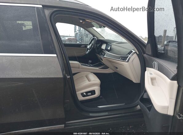 5UXCW2C01L9A03574 2020 BMW X7 Gray Вид салону спереду