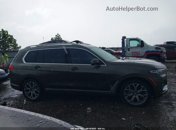 5UXCW2C01L9A03574 2020 BMW X7 Gray Вид задньої частини салону