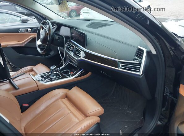 5UXCW2C03L9A03561 2020 BMW X7 Black Вид салону спереду