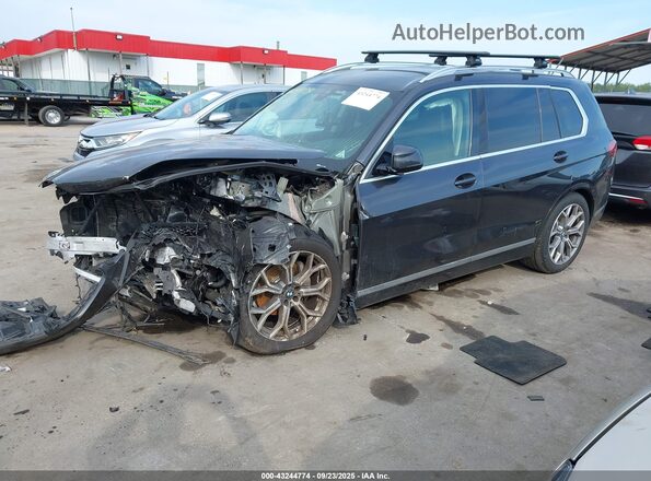 5UXCW2C06M9H52680 2021 BMW X7 Black Առջևի ձախ երեք քառորդ տեսարան