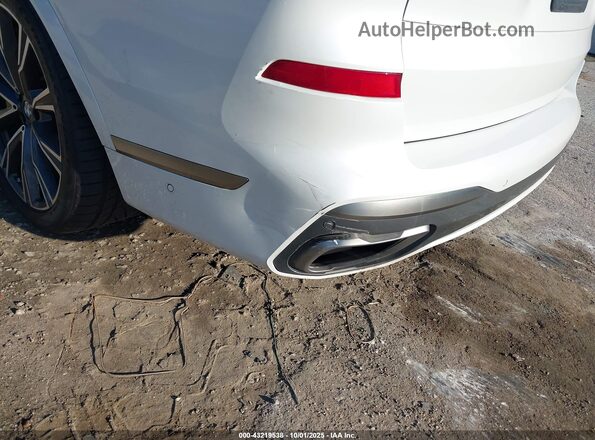 5UXCX6C08L9C55455 2020 BMW X7 White 
