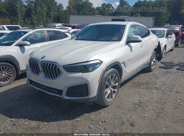 5UXCY4C04L9B62773 2020 BMW X6 White Przód lewy