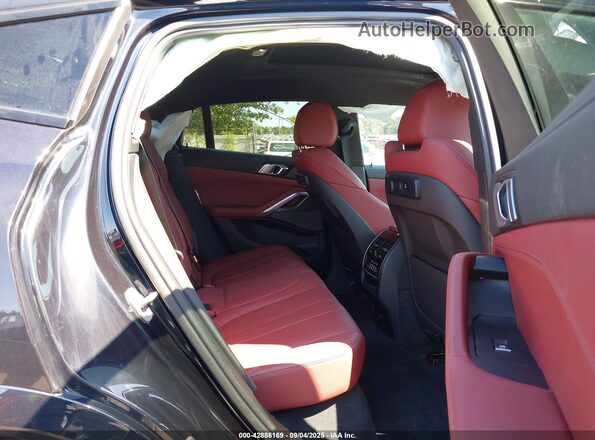 5UXCY6C05N9N29823 2022 BMW X6 Dark Blue Vista de la etiqueta del VIN