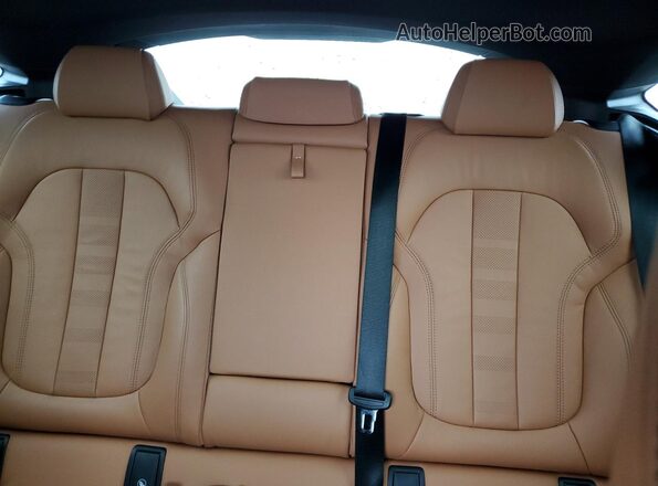 5UXCY6C09N9N33065 2022 BMW X6 Black Вид задніх сидінь