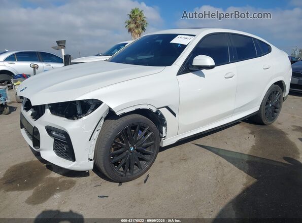 5UXCY8C06L9B21844 2020 BMW X6 White Przód lewy