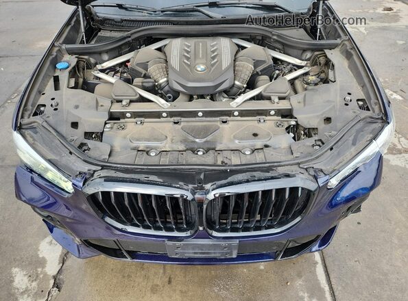 5UXJU4C03LLE45915 2020 BMW X5 Blue Engine compartment view