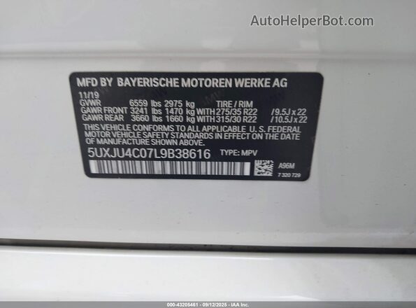 5UXJU4C07L9B38616 2020 BMW X5 White Engine compartment view