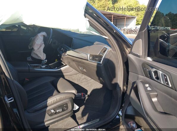 5UXJU4C07N9M63802 2022 BMW X5 Black Widok wnętrza z przodu
