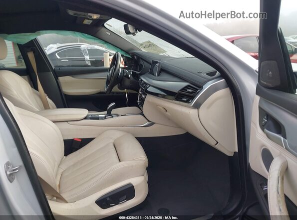 5UXKU2C53K0Z64335 2019 BMW X6 Silver Vista interior delantera