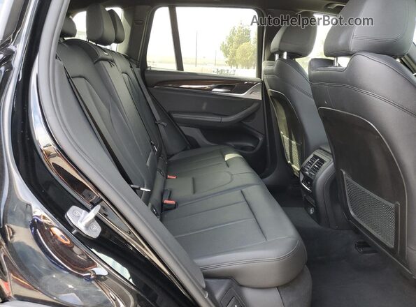 5UXTR9C50JLC75108 2018 BMW X3 Черный 