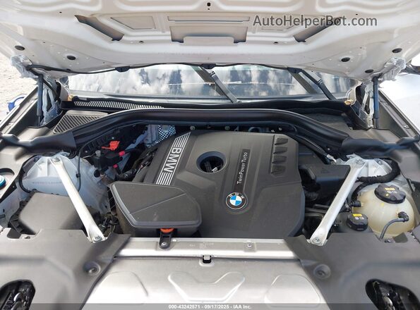 5UXTR9C57JLD59183 2018 BMW X3 White Вид ззаду