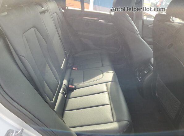 5UXTR9C58JLD69964 2018 BMW X3 Серебряный 