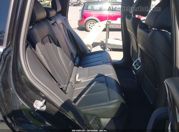 5UXTY3C00L9B58200 2020 BMW X3 Black Vista de la etiqueta del VIN