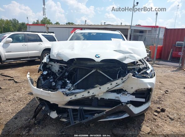 5UXTY3C04L9B70317 2020 BMW X3 White Widok zestawu wskaźników