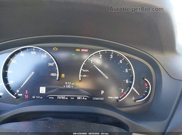 5UXTY3C07M9E58110 2021 BMW X3 Gray Widok tylnych siedzeń