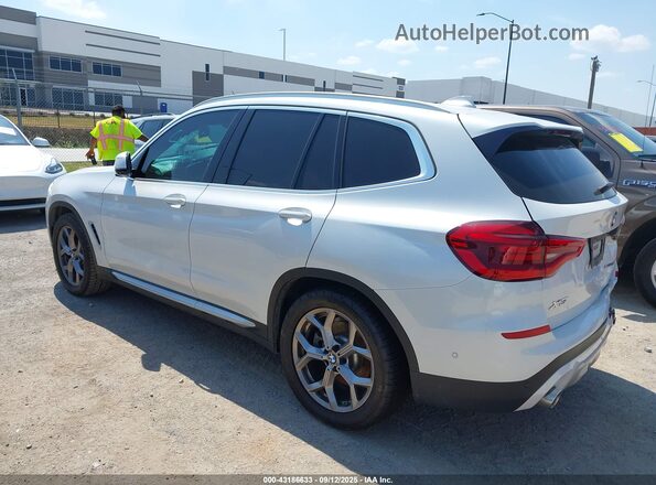 5UXTY3C09L9B29925 2020 BMW X3 Белый Задняя левая четверть