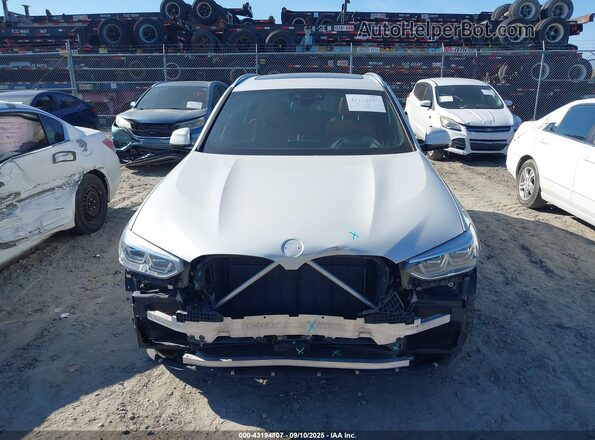 5UXTY3C0XLLE55574 2020 BMW X3 White Вид задньої частини салону