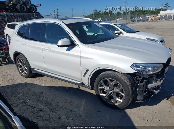 5UXTY3C0XLLE55574 2020 BMW X3 White Панорамний вид салону 360°