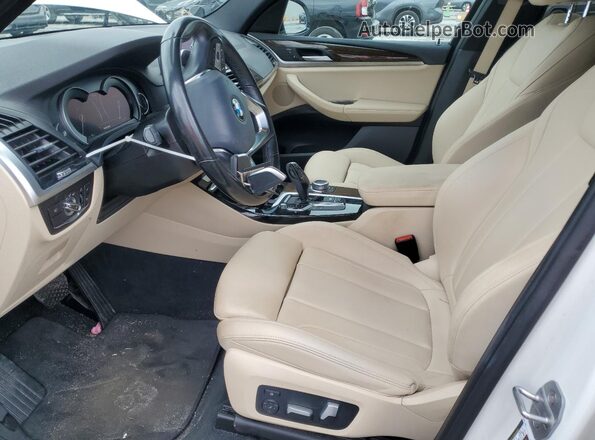 5UXTY5C00L9D08785 2020 BMW X3 White Widok wnętrza z przodu