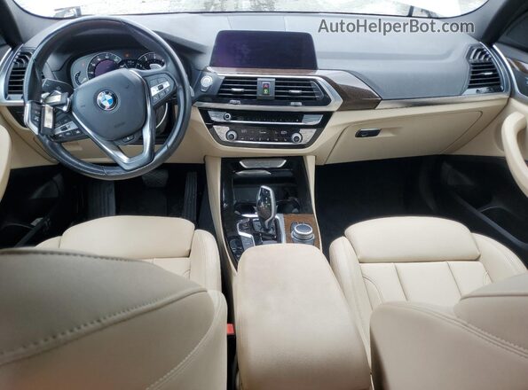 5UXTY5C00L9D08785 2020 BMW X3 White Widok deski rozdzielczej