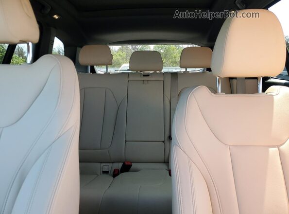 5UXTY5C00M9E41497 2021 BMW X3 Blue უკანა სავარძლების ხედი