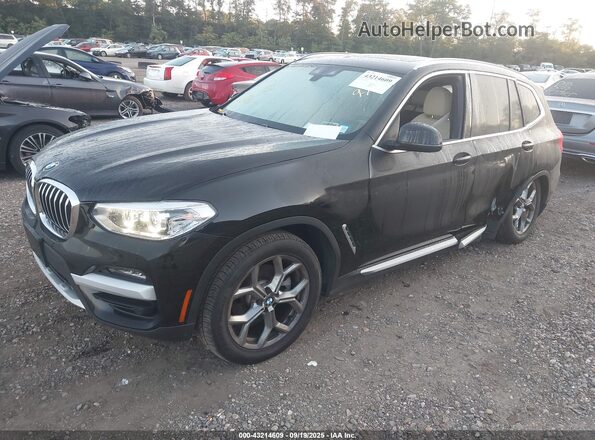 5UXTY5C00M9F13010 2021 BMW X3 Черный Передняя левая четверть
