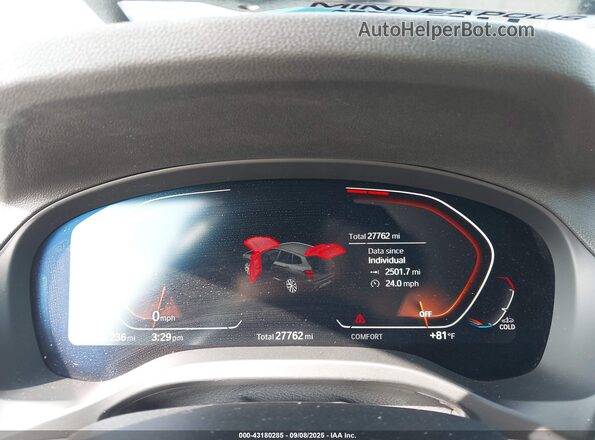 5UXTY5C04LLT39019 2020 BMW X3 Blue Vista de los asientos traseros