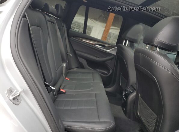 5UXTY5C04M9E30020 2021 BMW X3 Silver უკანა სავარძლების ხედი