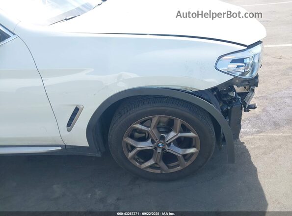5UXTY5C06M9E93541 2021 BMW X3 White Вид щитка приладів