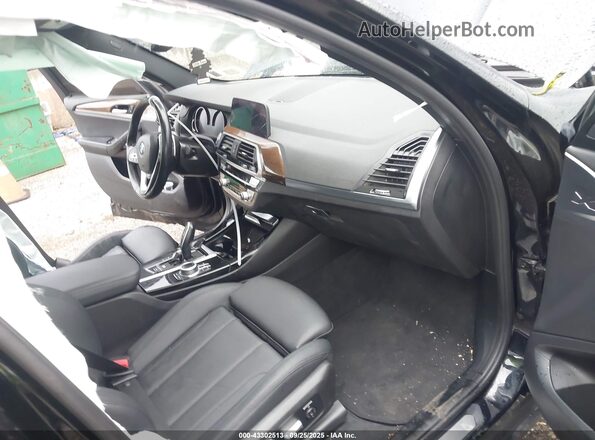 5UXTY5C08M9F11151 2021 BMW X3 Black Սալոնի դիմացի տեսք