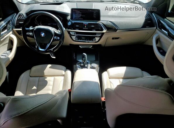 5UXTY5C09L9B66825 2020 BMW X3 Белый Вид панели приборов