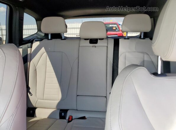 5UXTY5C09L9B66825 2020 BMW X3 Белый Вид задних сидений