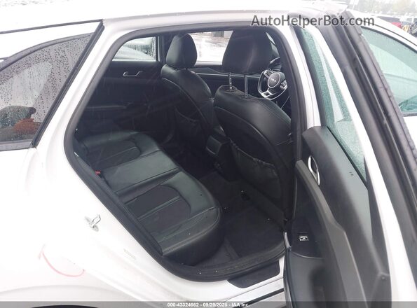 5XXG64J20NG090616 2022 KIA K5 White VIN կոդի պիտակի տեսք