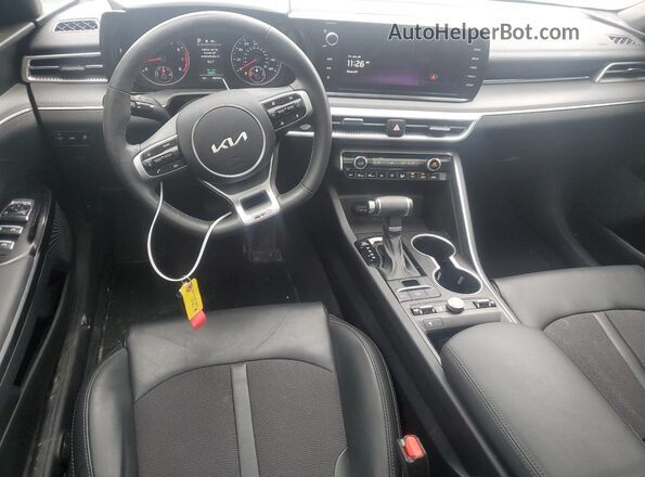 5XXG64J20RG265601 2024 KIA K5 White 