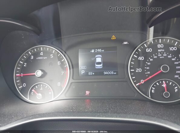 5XXGT4L31LG437771 2020 KIA OPTIMA Silver Widok tylnych siedzeń