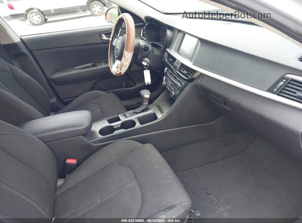 5XXGT4L31LG437771 2020 KIA OPTIMA Silver Widok wnętrza z przodu