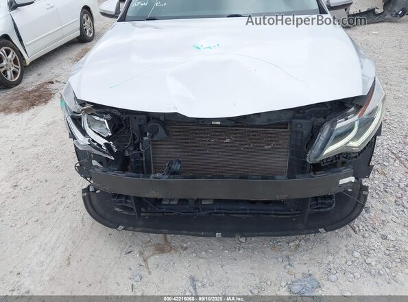 5XXGT4L31LG437771 2020 KIA OPTIMA Silver Widok z przodu