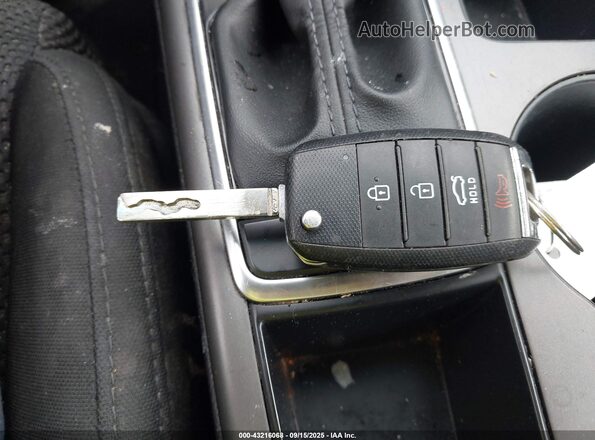 5XXGT4L31LG437771 2020 KIA OPTIMA Silver Widok deski rozdzielczej