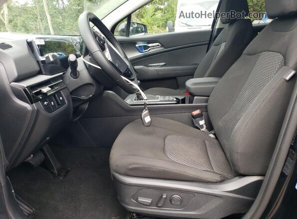 5XYK2CDFXTG328026 2026 KIA SPORTAGE Black წინა სალონის ხედი