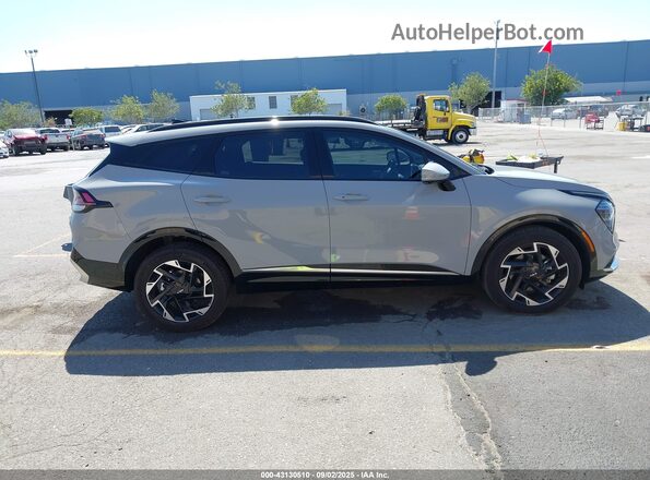 5XYK53DF8SG327429 2025 KIA SPORTAGE Gray უკანა სალონის ხედი