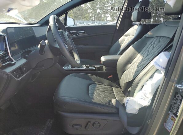 5XYK6CDF5RG217672 2024 KIA SPORTAGE Green Front interior view