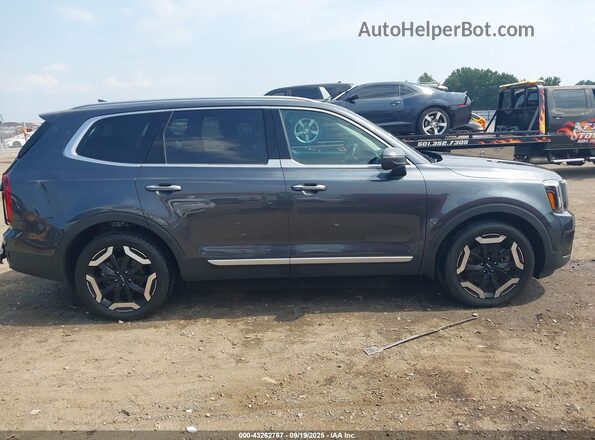5XYP6DGC9PG397409 2023 KIA TELLURIDE Gray Rear interior view