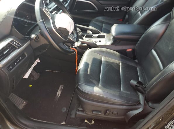5XYP6DHC6MG107766 2021 KIA TELLURIDE Угольный Вид салона спереди